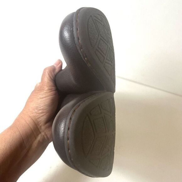 BOC Born Brown Leather Block Heel Slip On Pump Womens Size 10 M Shoes - Picture 7 of 12